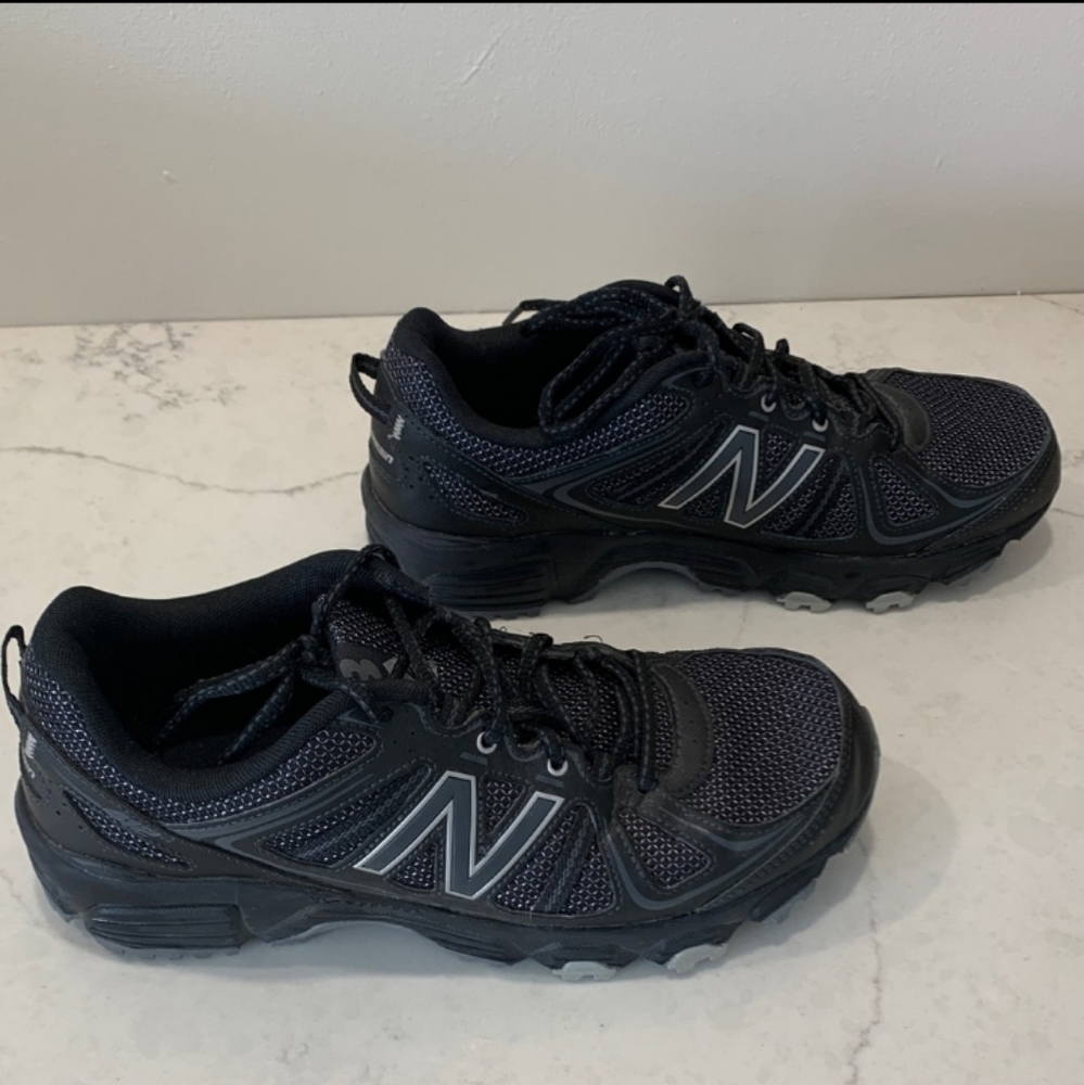 New Balance men's 4E extra wide size 9